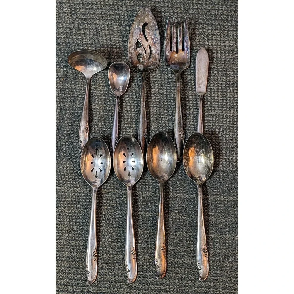 William Rogers & Co Allure Teatime Silverplate 12 pc Set Iced Tea Spoons Sundae